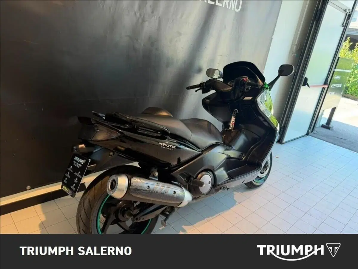Yamaha T-Max 500 (2004 - 07) (4)