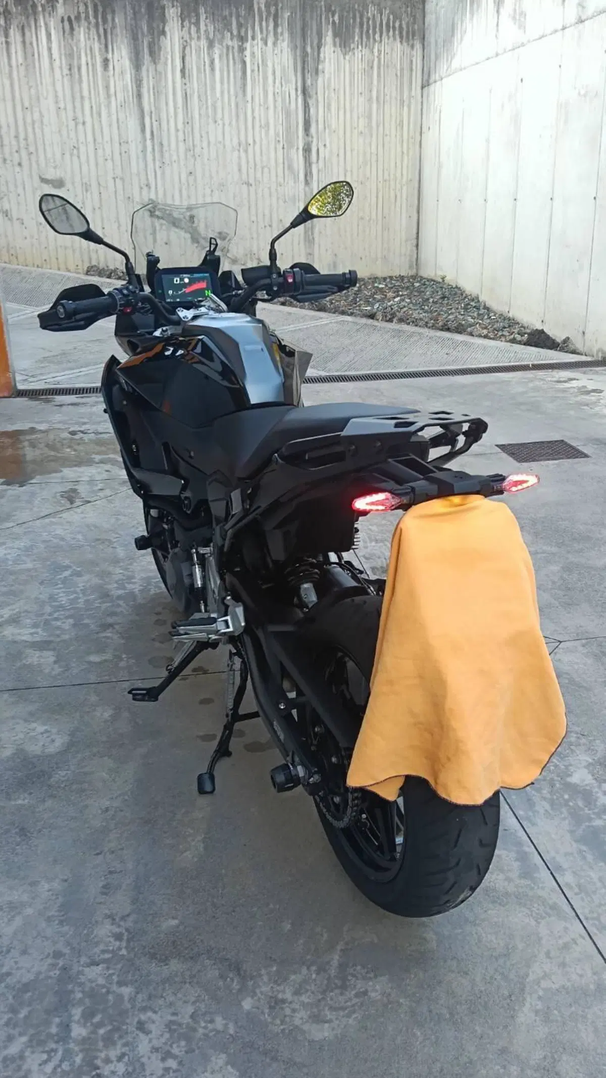 Bmw F 900 XR (2025 - 27) (4)