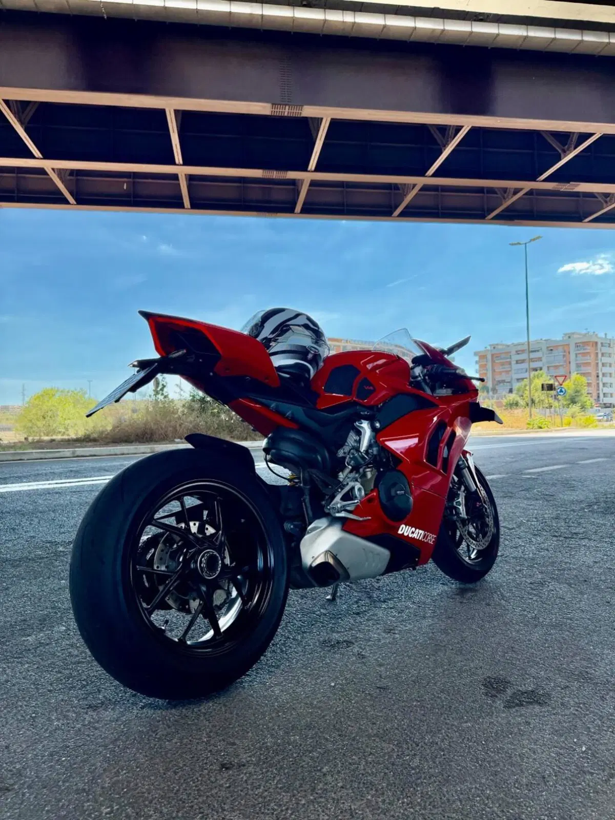 Ducati Panigale V4 1100 (2021) (4)