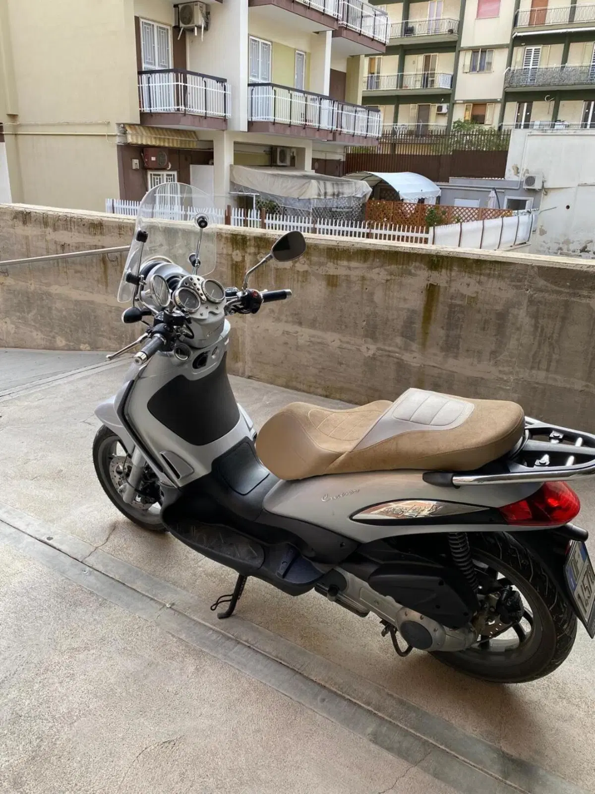 Piaggio Beverly 250 i.e. (2004 - 06) (2)