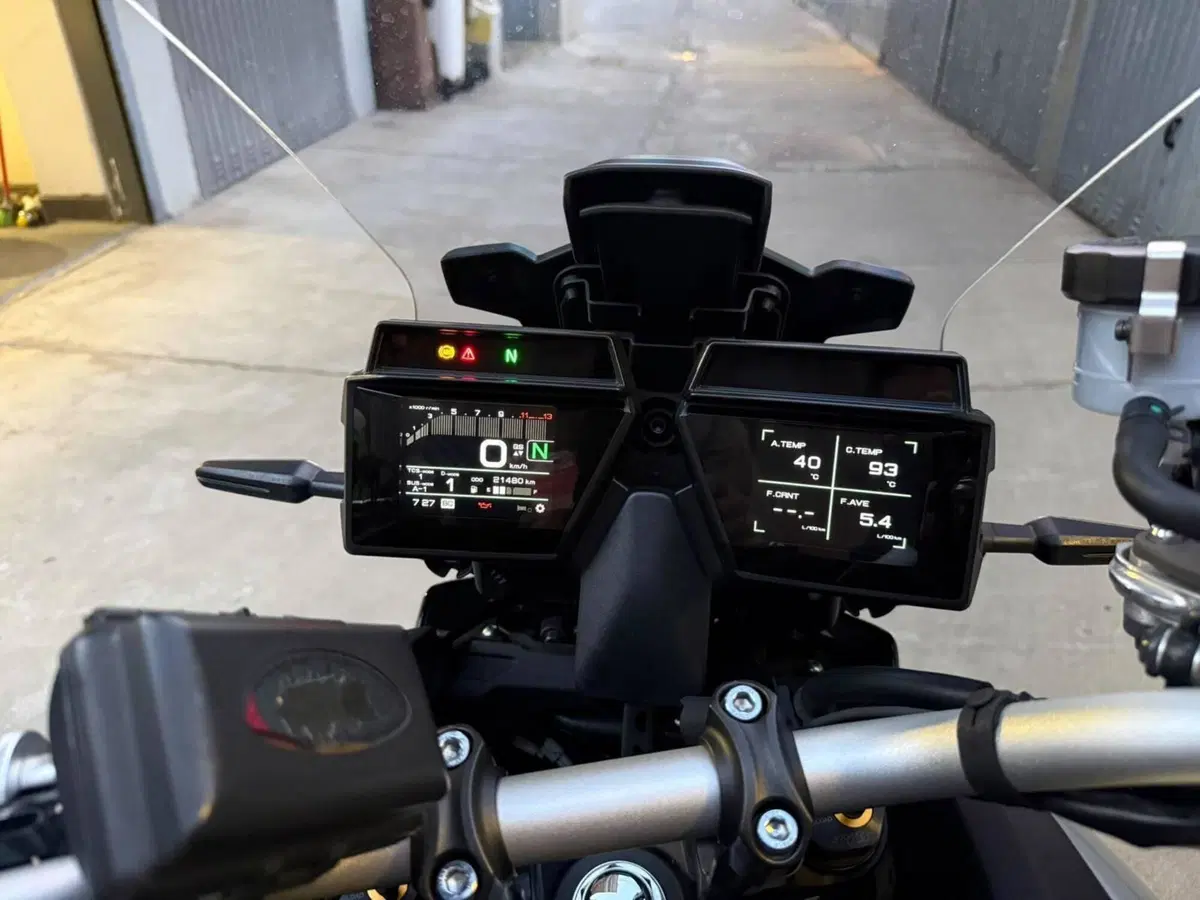Yamaha Tracer 9 GT (2021 - 24) (8)