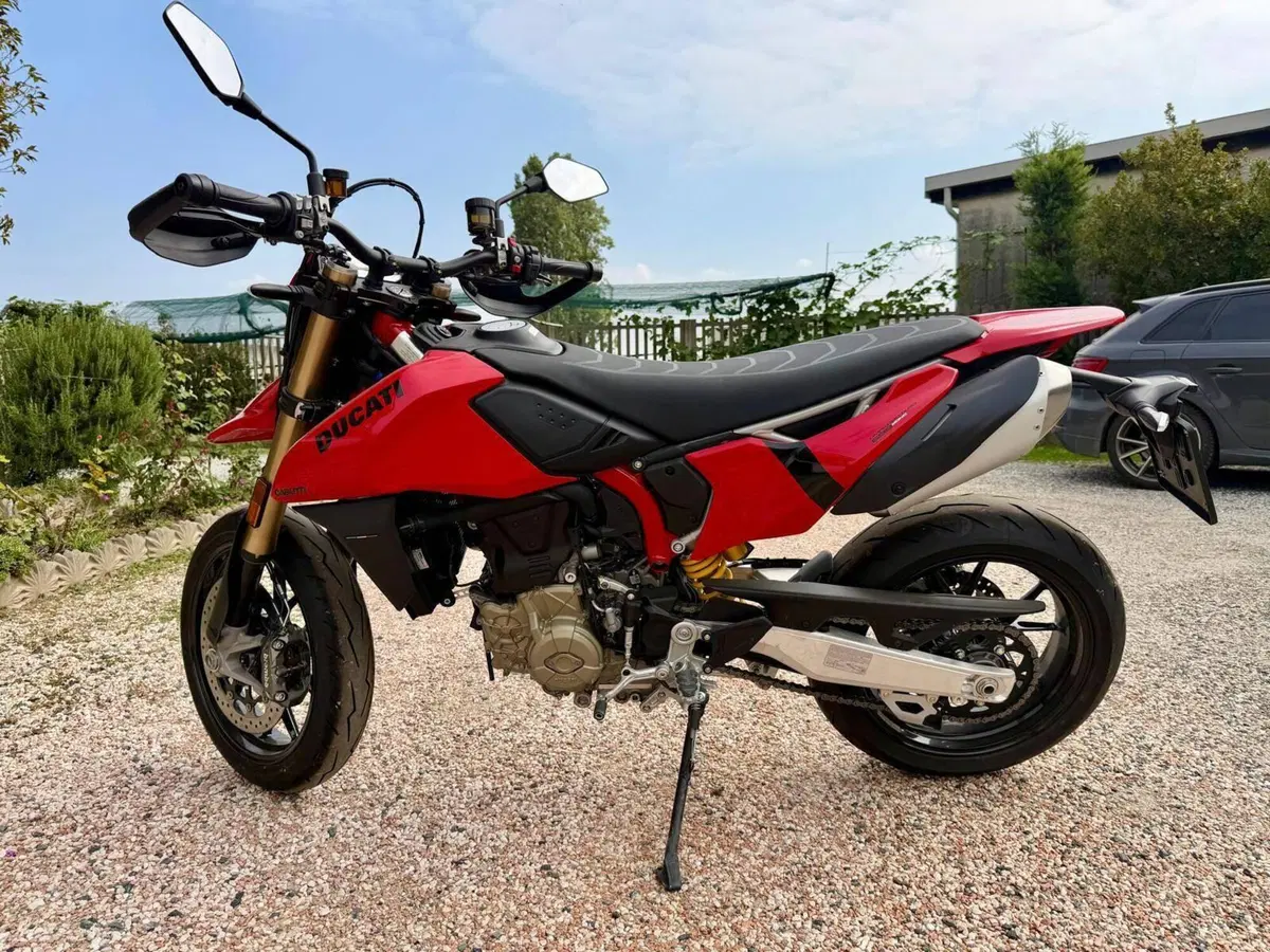 Ducati Hypermotard 698 Mono (2024 - 26) (2)
