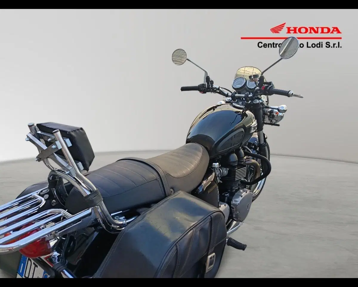 Triumph Bonneville SE (2009 - 13) (6)