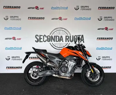 KTM 790 Duke L (2023 - 24) usata