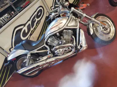 Harley-Davidson 1130 V-Rod (2002 - 05) - VRSCA usata