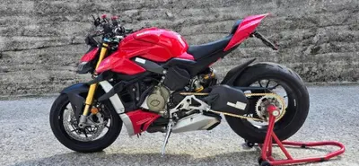 Ducati Streetfighter V4 S (2023 - 24) usata