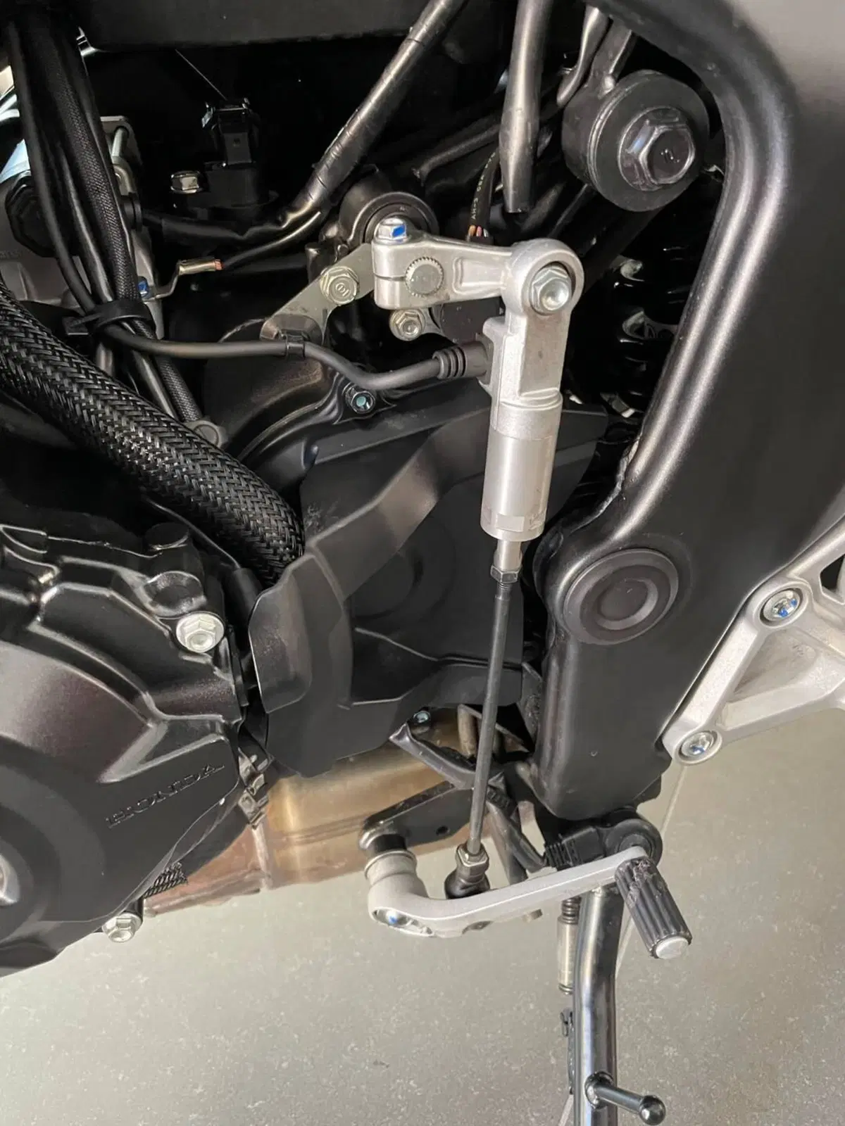 Honda CB 1000 Hornet (2025 - 26) (3)