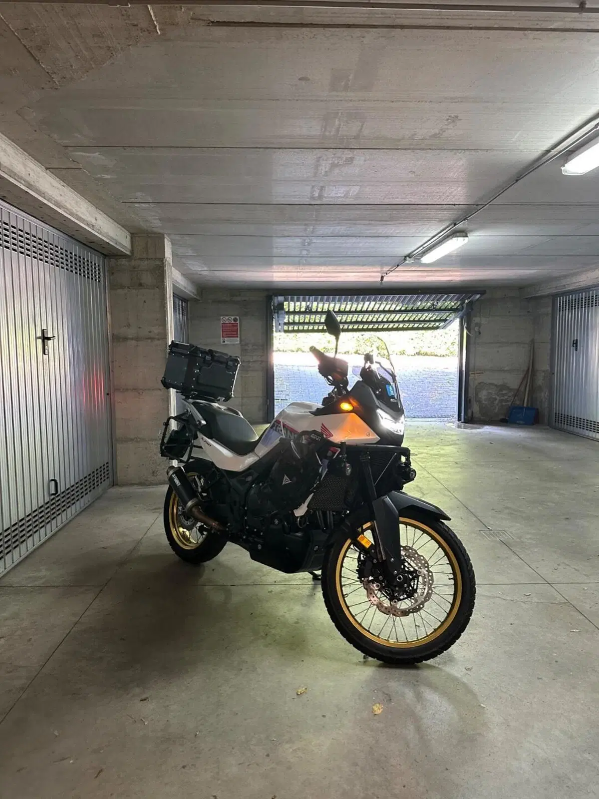 Honda Transalp XL750 (2025) (2)
