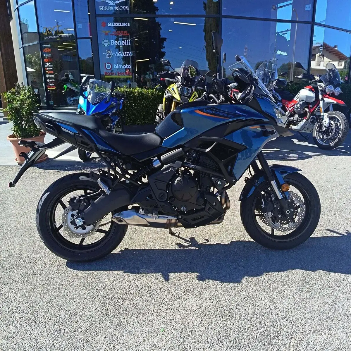 Kawasaki Versys 650 (2025 - 26) (3)