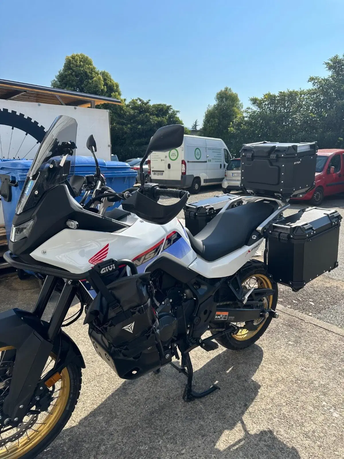 Honda Transalp XL750 (2025) (5)
