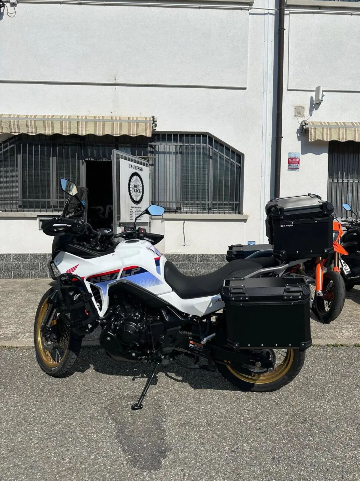 Honda Transalp XL750 (2025) (6)
