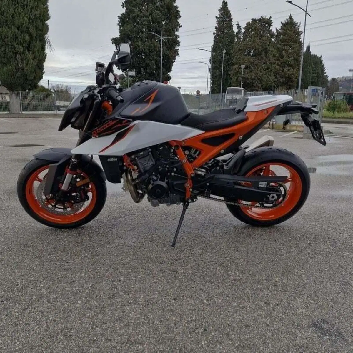 KTM 990 Duke R (2026) (6)