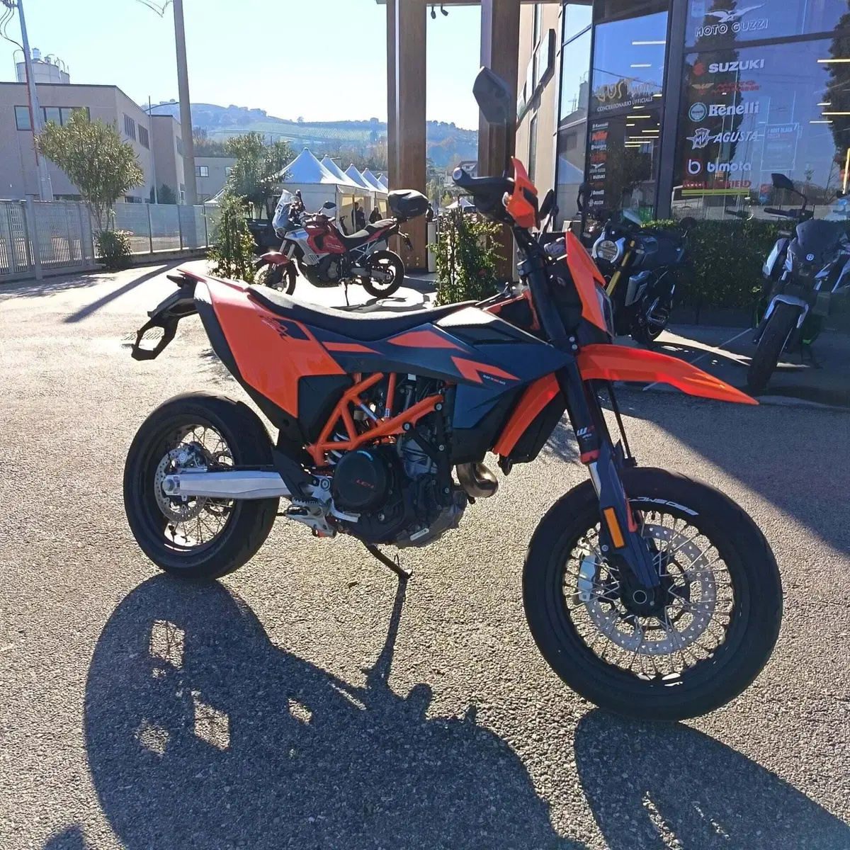 KTM 690 SMC R (2026 - 27) (3)