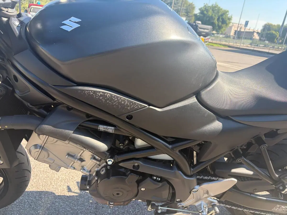 Suzuki SV 650 (2016 - 20) (8)