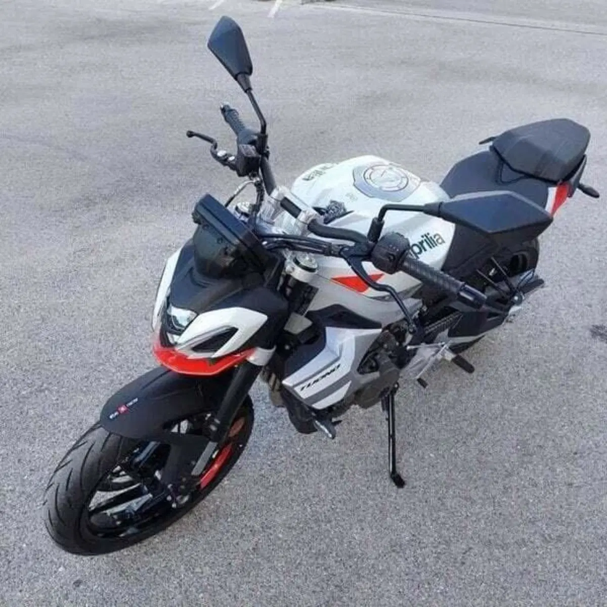 Aprilia Tuono 457 (2025 - 26) (6)