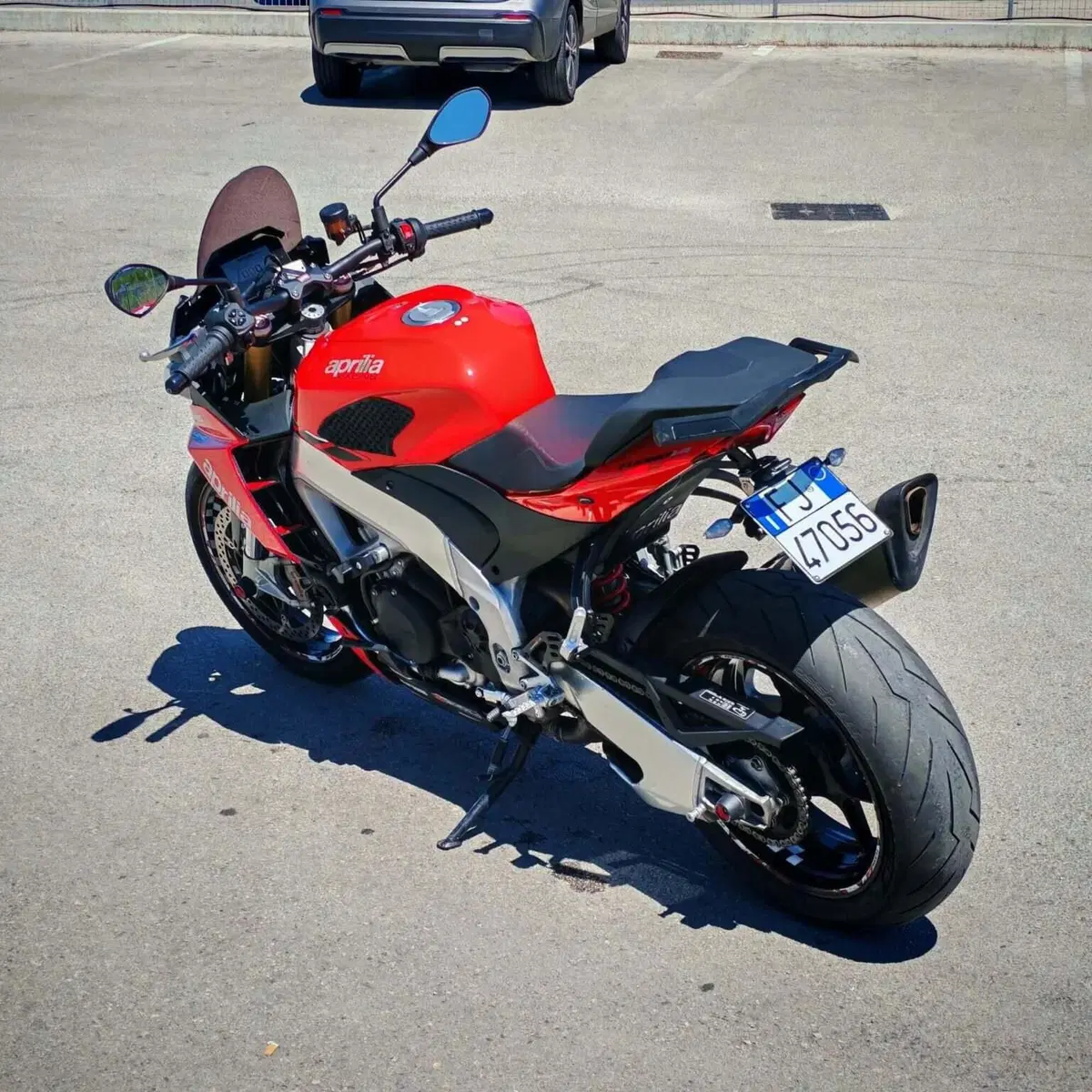 Aprilia Tuono V4 (2021 - 24) (3)