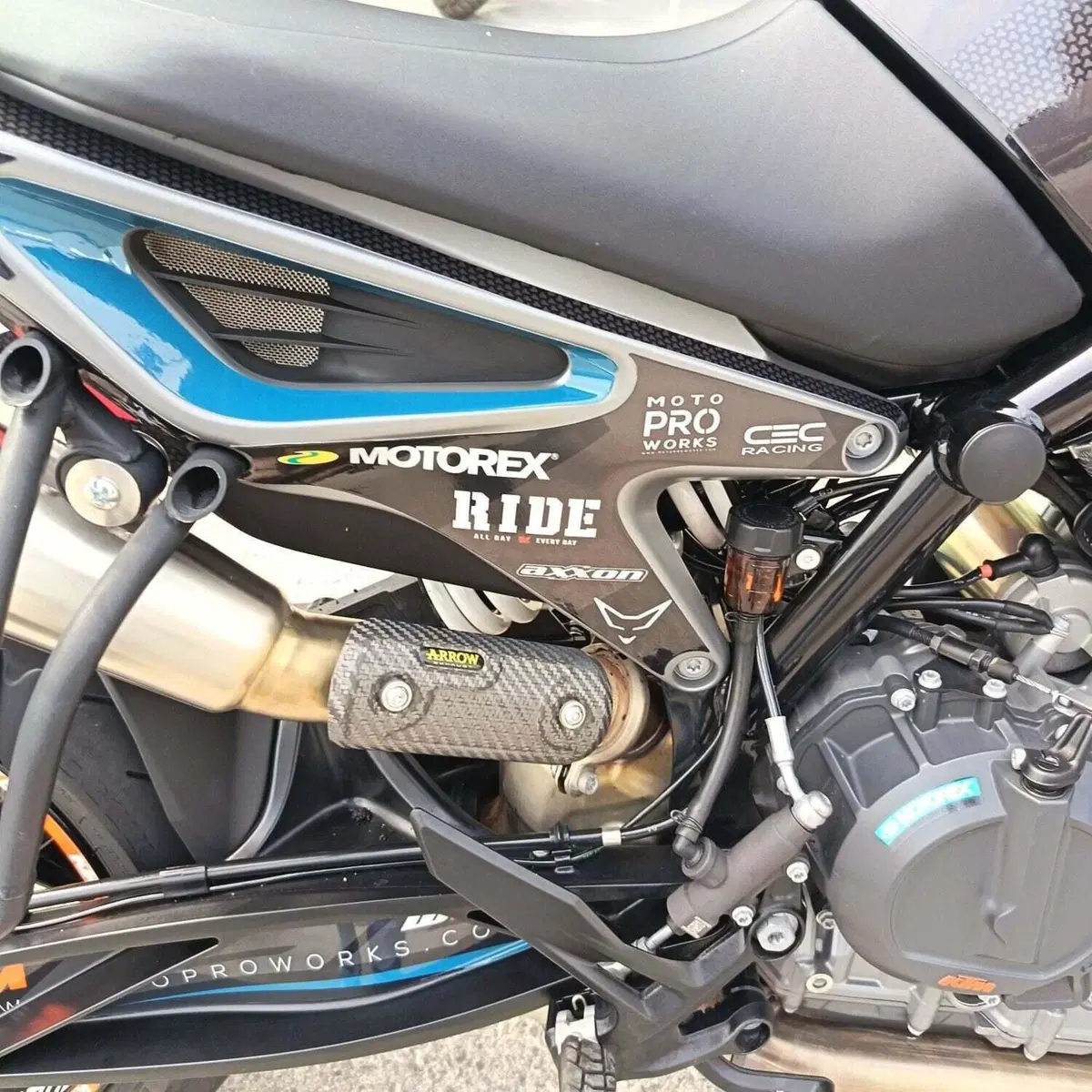 KTM 790 Duke L (2023 - 24) (5)