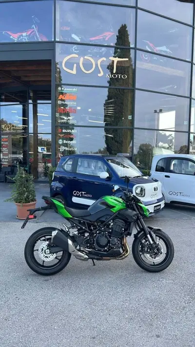 Kawasaki Z 900 (2025 - 26) usata