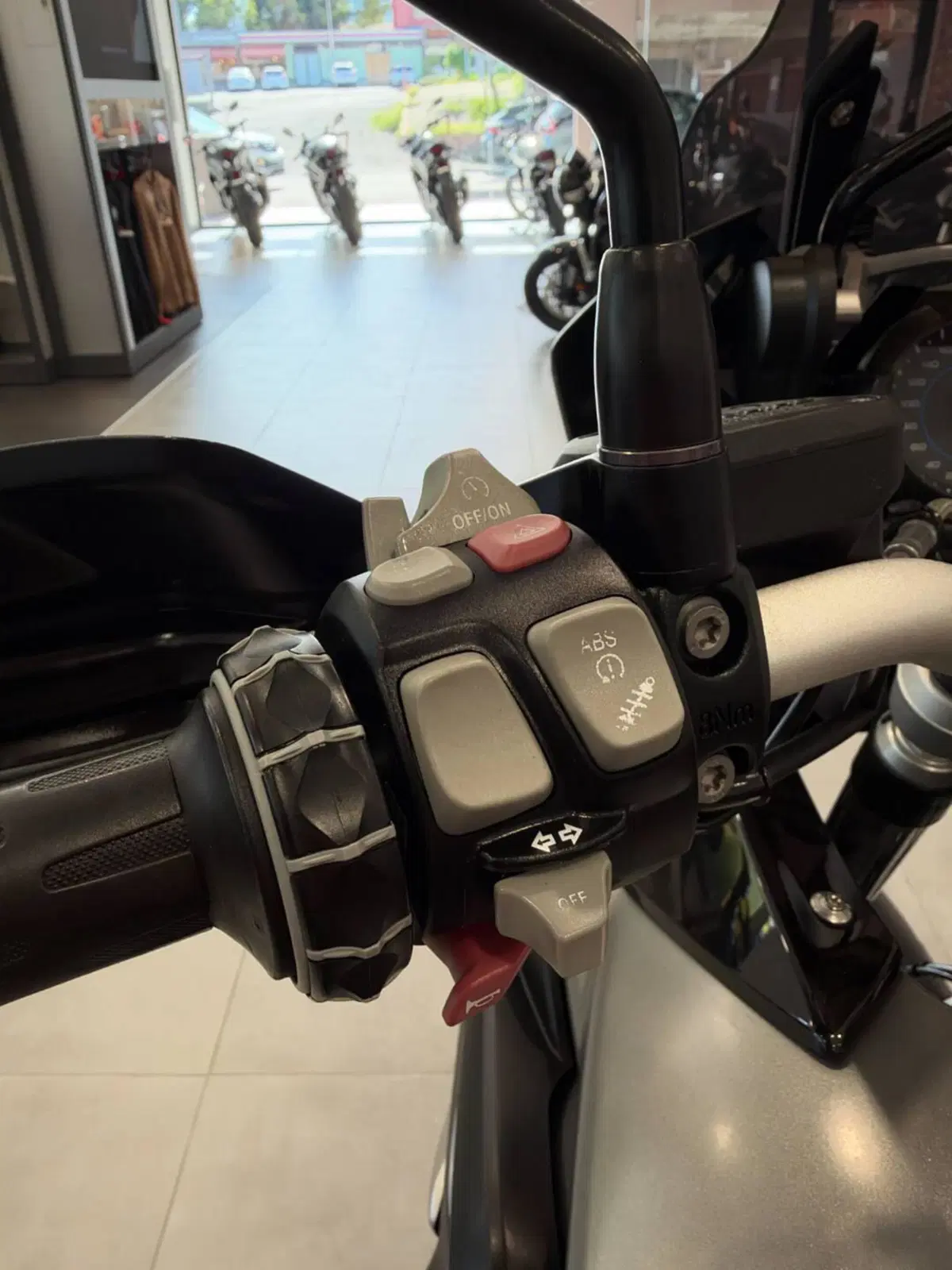 Bmw R 1200 GS (2017 - 18) (10)