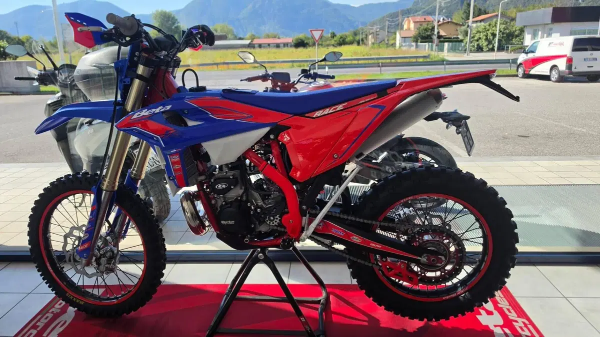 Betamotor RR 300 2T Enduro Race (2027) (2)