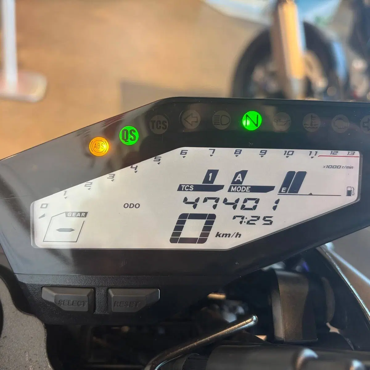 Yamaha MT-09 (2017 - 20) (4)