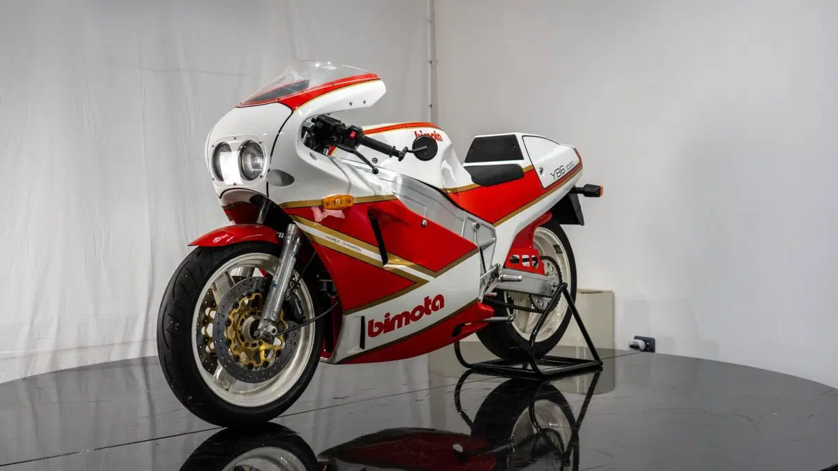 Ducati 851 Superbike (1988 - 89) (10)
