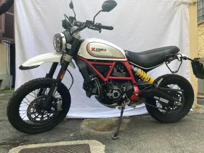 Ducati Scrambler 800 Desert Sled (2017 - 20) usata