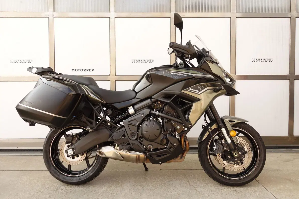 Kawasaki Versys 650 Tourer (2022 - 24) (2)