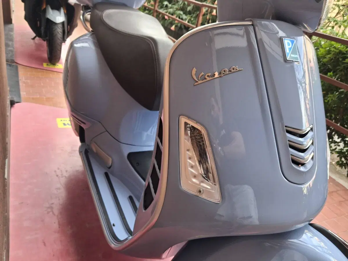 Vespa GTS 150 ie (2017 - 19) (3)