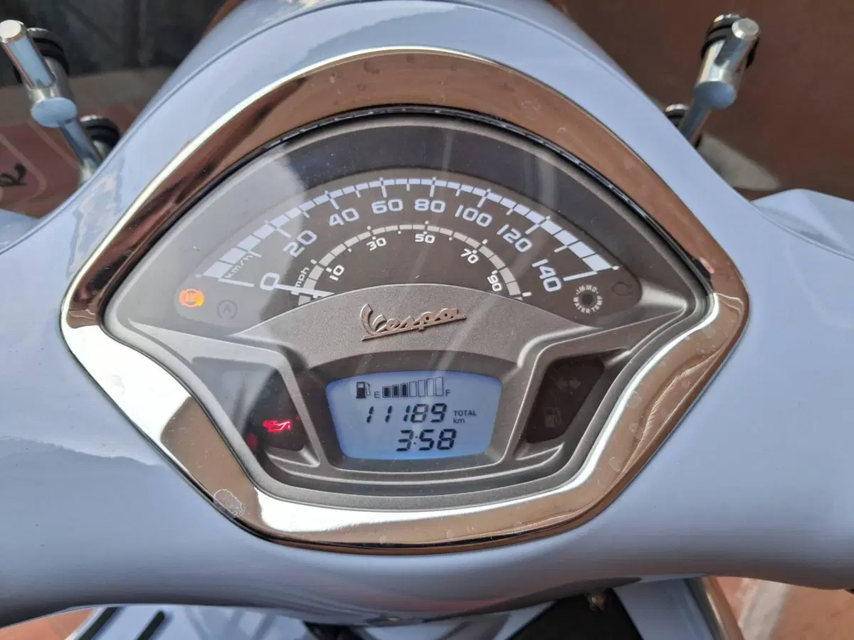 Vespa GTS 150 ie (2017 - 19) (5)