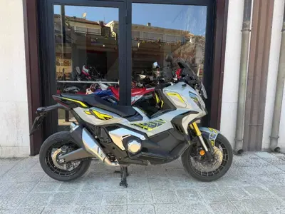 Honda X-ADV 750 DCT (2021 - 24) usata