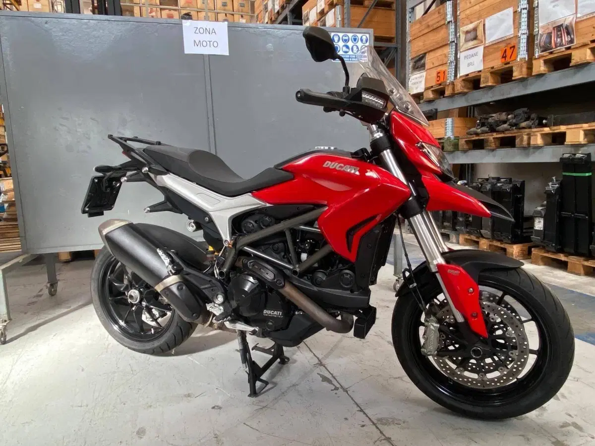 Ducati Hyperstrada 939 (2016 - 18) (10)