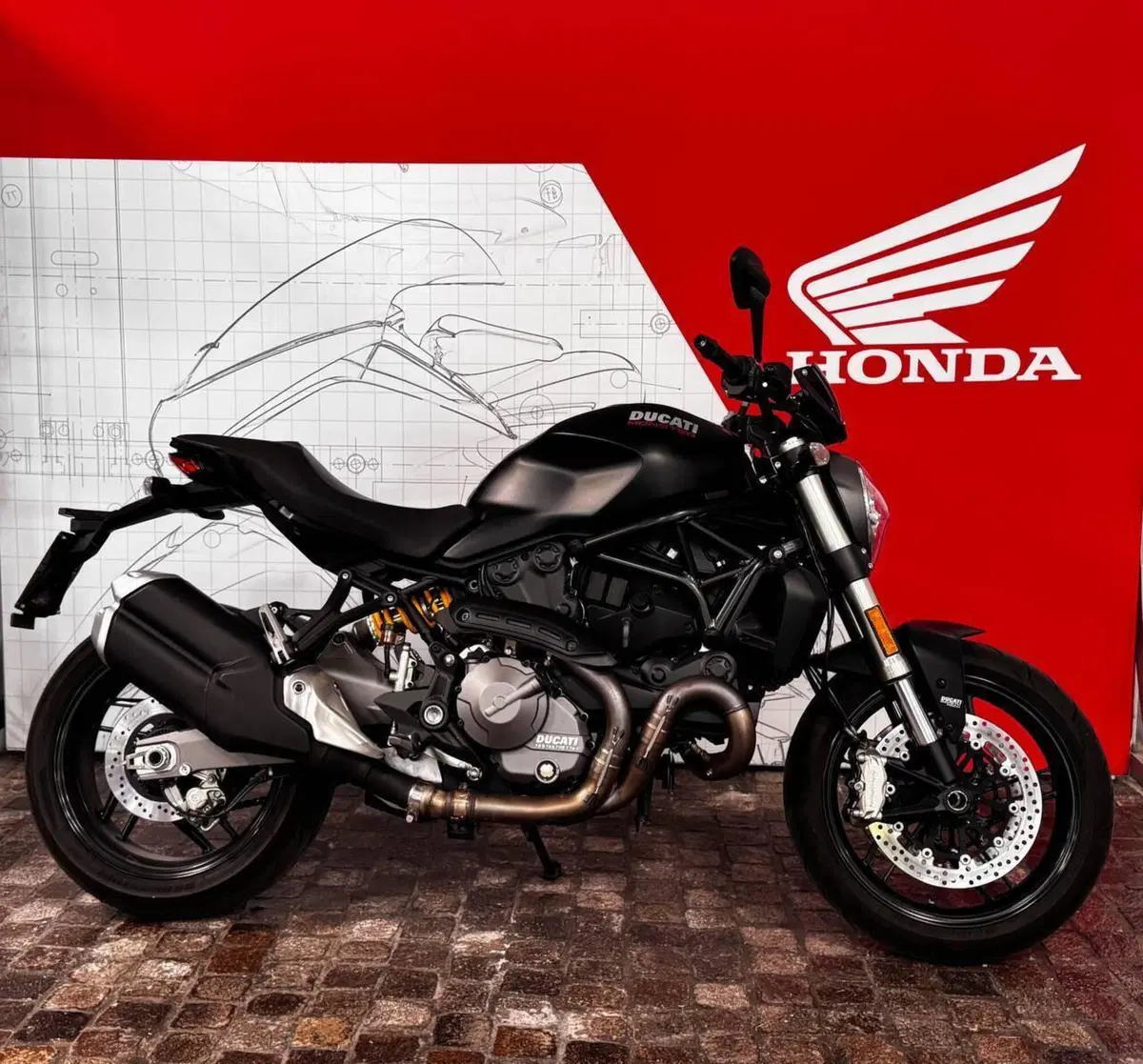 Ducati Monster 821 (2018 - 20) (2)