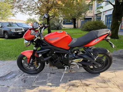 Triumph Street Triple R (2009 - 12) usata