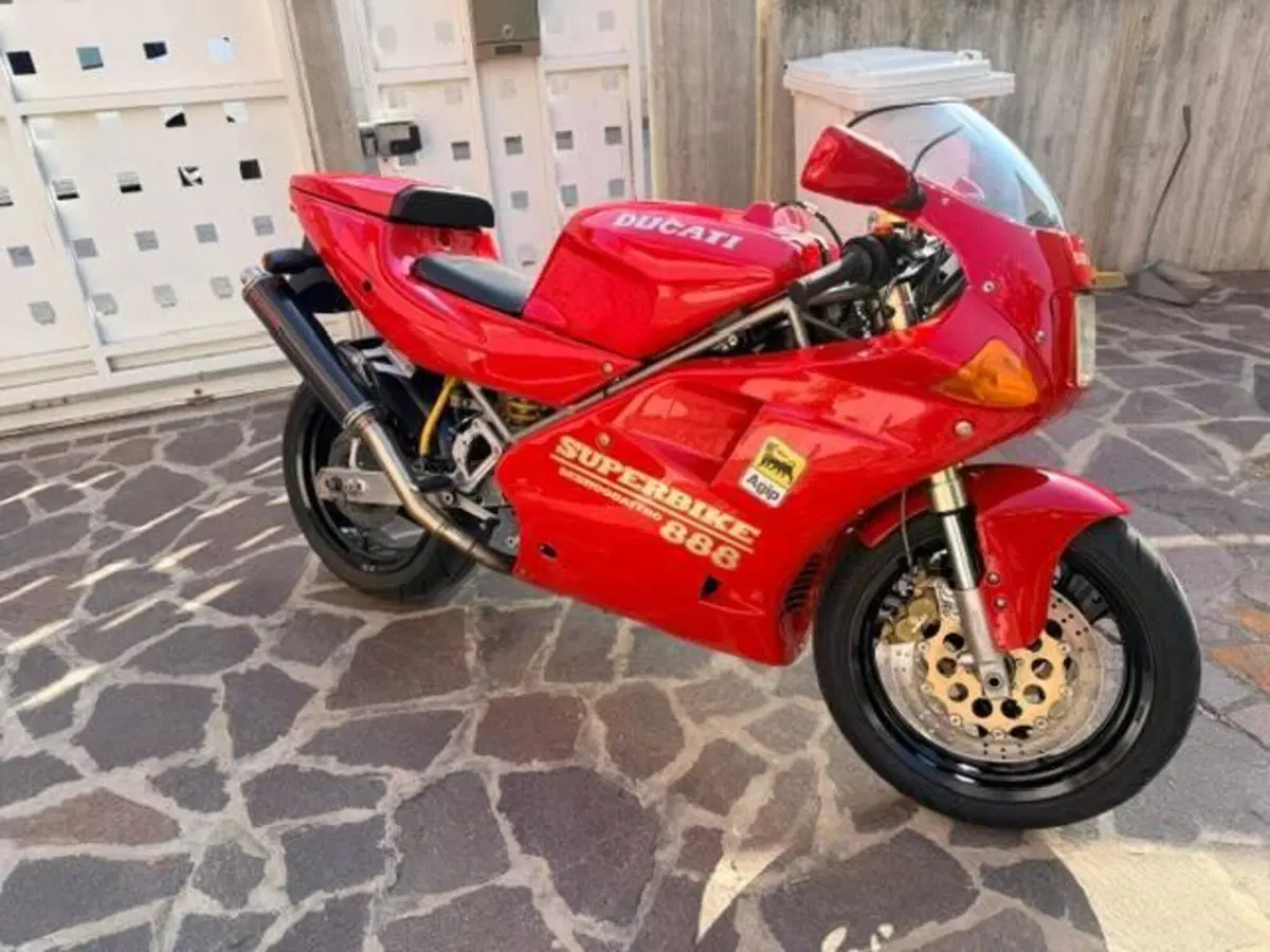 Ducati 888 Biposto (1992 - 94)