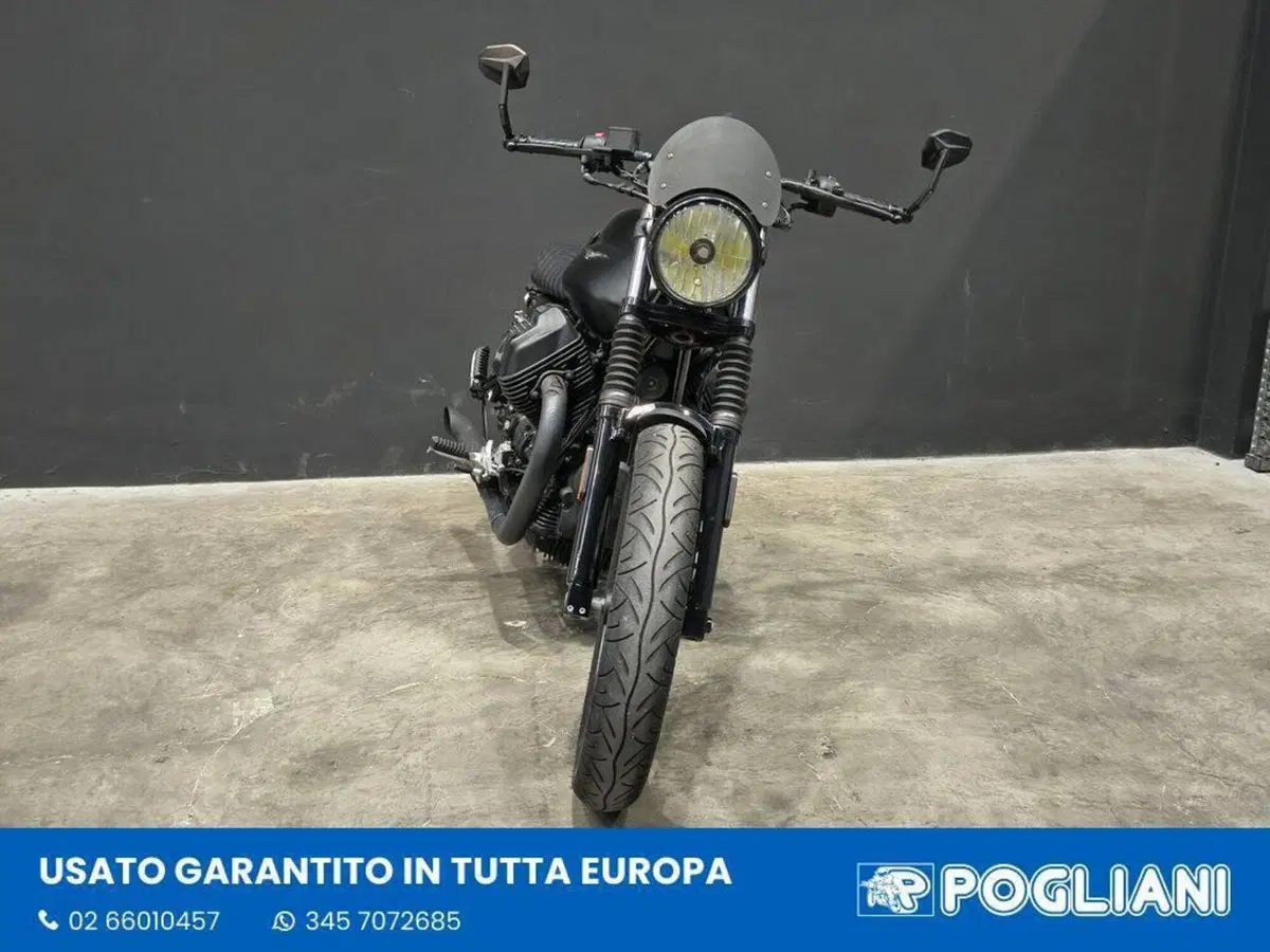 Moto Guzzi V7 III Stone (2017 - 20) (3)