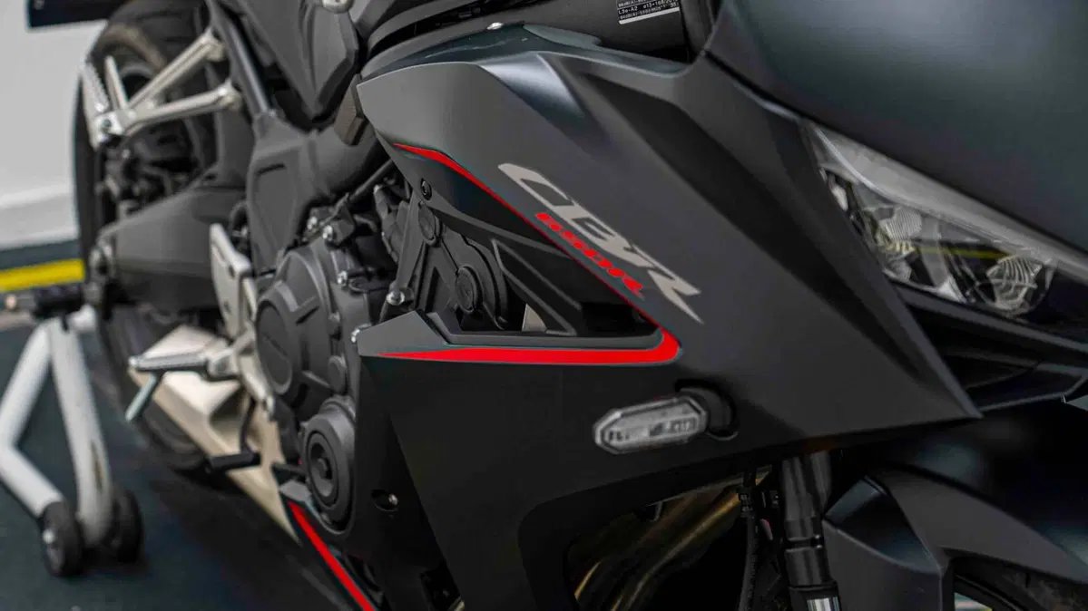 Honda CBR 650 R (2024 - 26) (10)