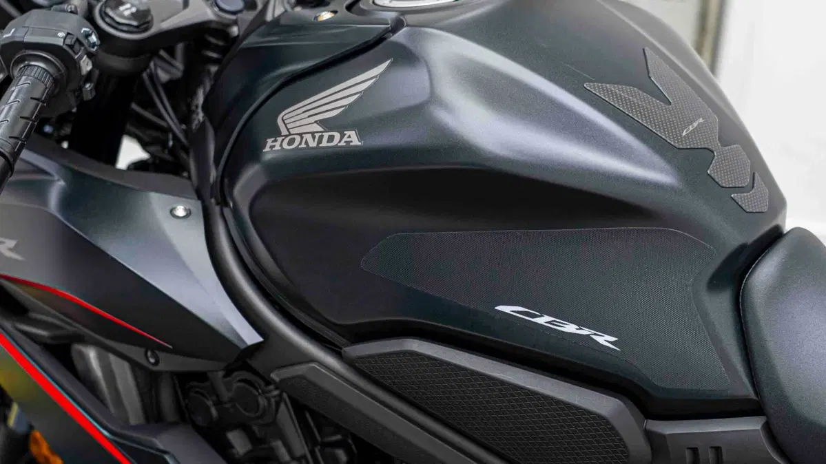 Honda CBR 650 R (2024 - 26) (16)