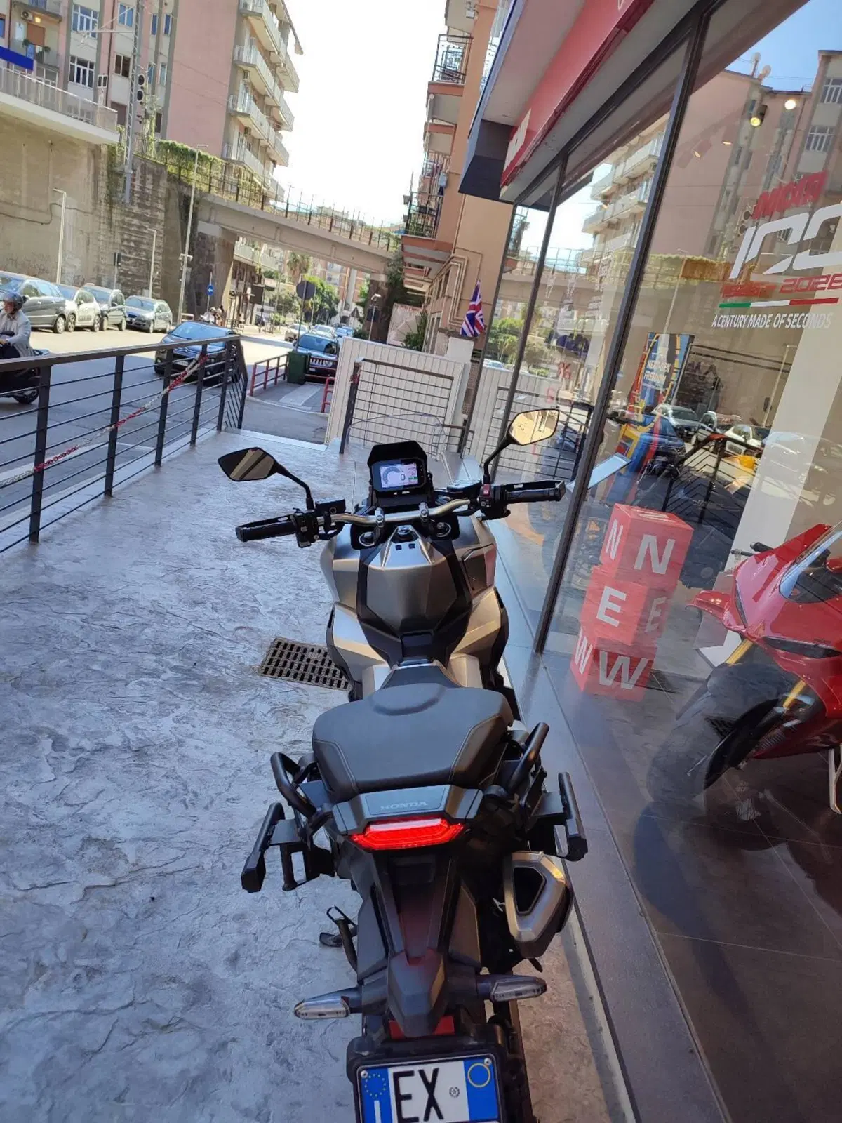 Honda X-ADV 750 DCT (2021 - 24) (6)