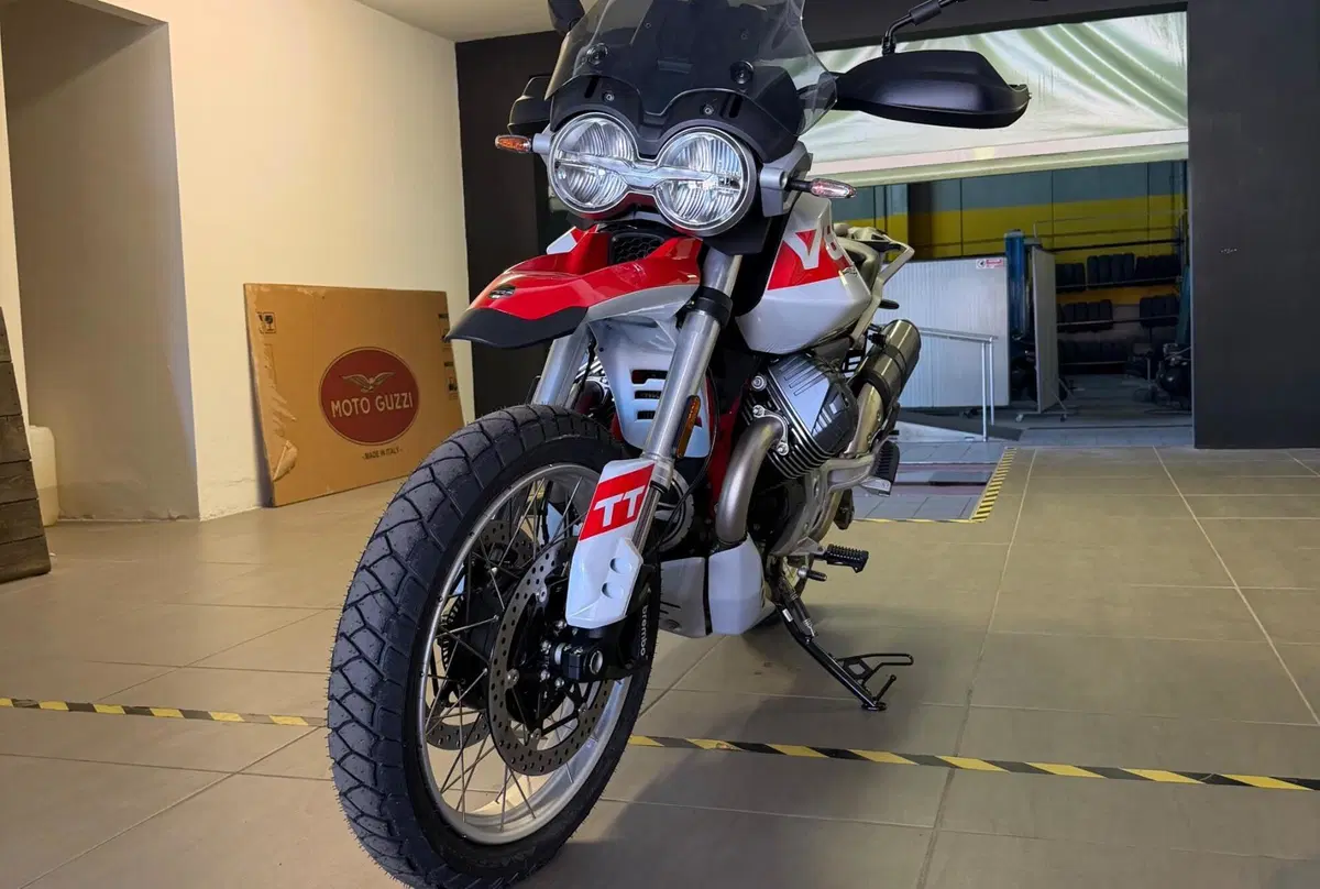 Moto Guzzi V85 TT (2024 - 26)