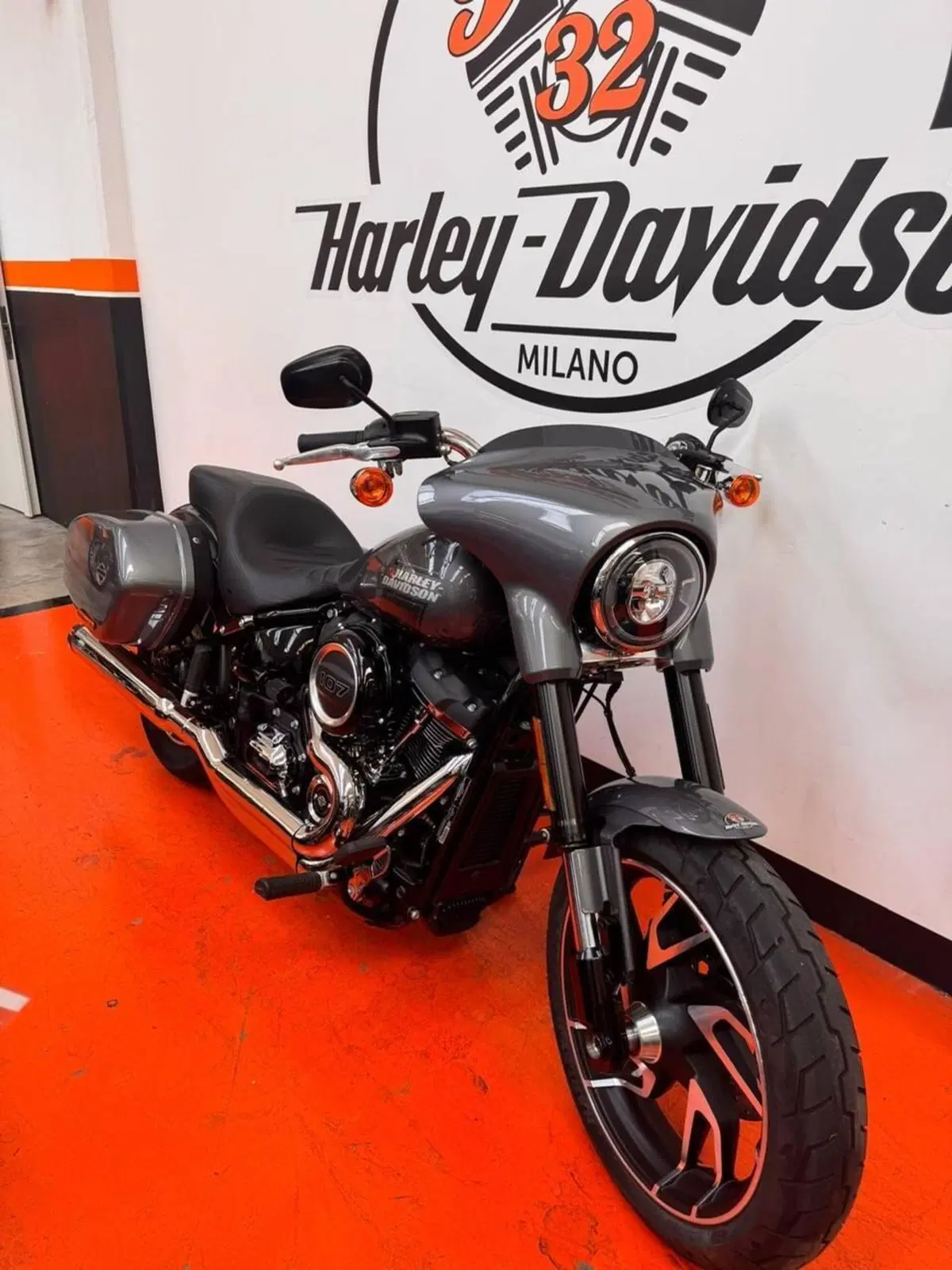 Harley-Davidson Sport Glide (2021 - 25) (2)