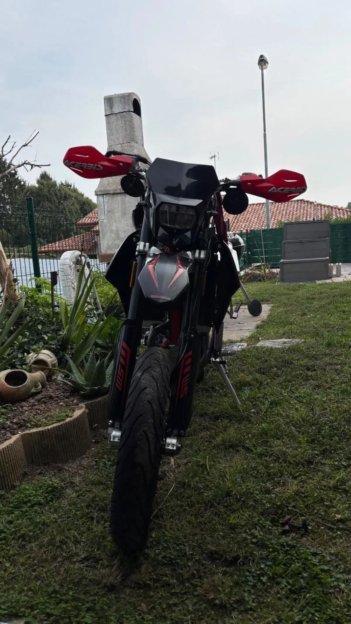 Swm RS 125 R (2021 - 23) (2)