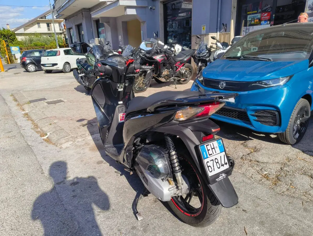 Honda SH 125 i ABS (2013 - 17) (6)