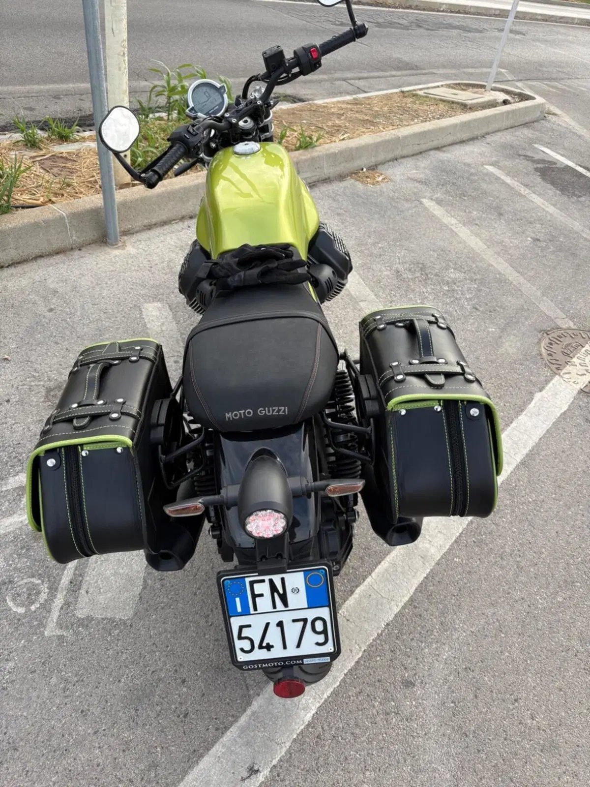 Moto Guzzi V7 Sport (2025 - 26) (3)