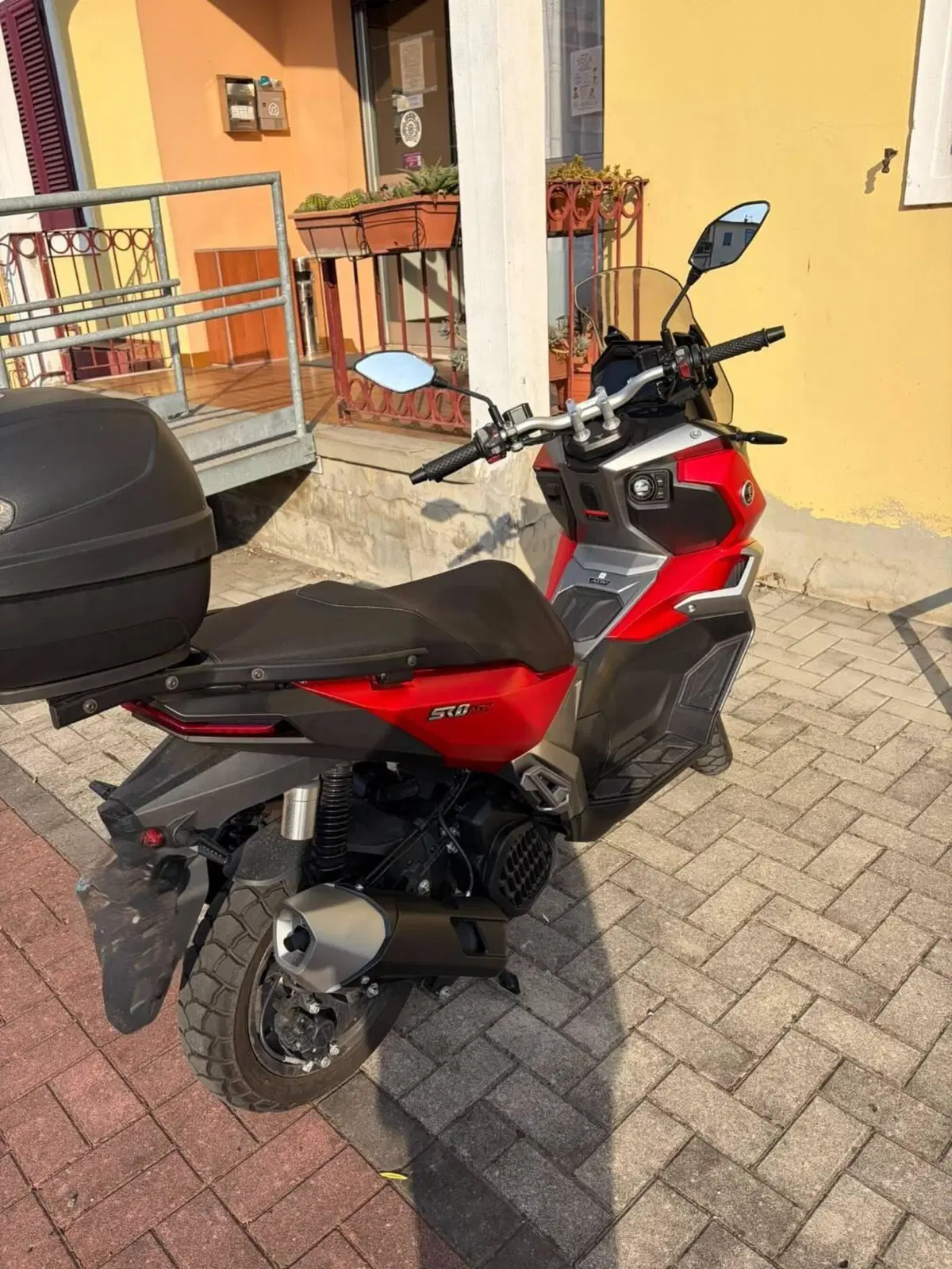 Voge Sfida SR1 ADV (2023 - 26) (4)