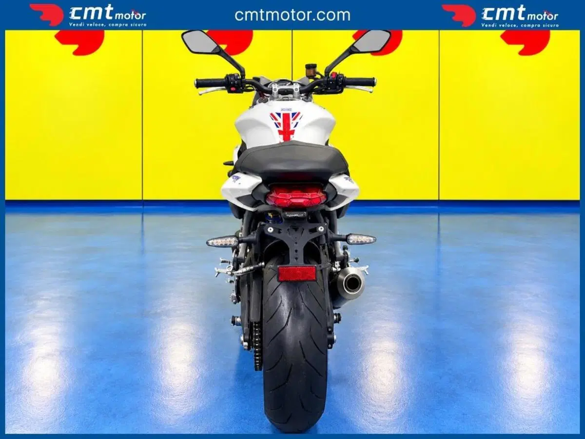 Triumph Street Triple (2013) (5)