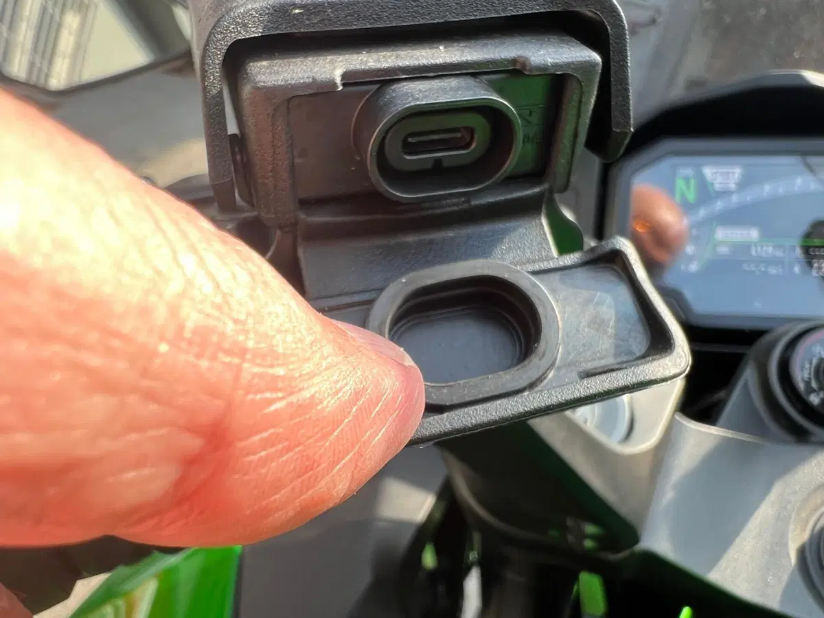 Kawasaki Ninja 1100 SX SE Tourer (2025 - 26) (14)