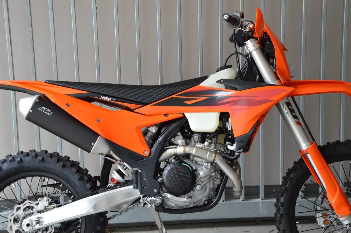 KTM 450 EXC-F (2027) (2)