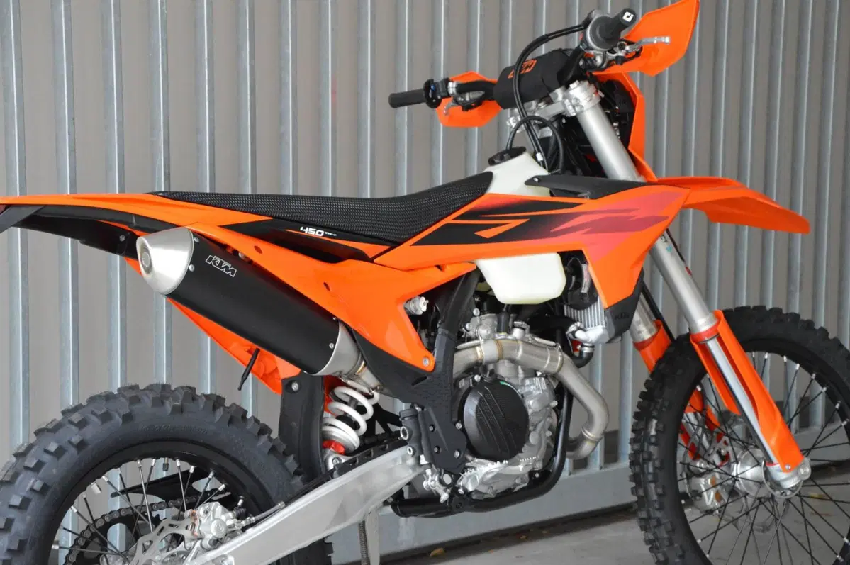 KTM 450 EXC-F (2027) (4)