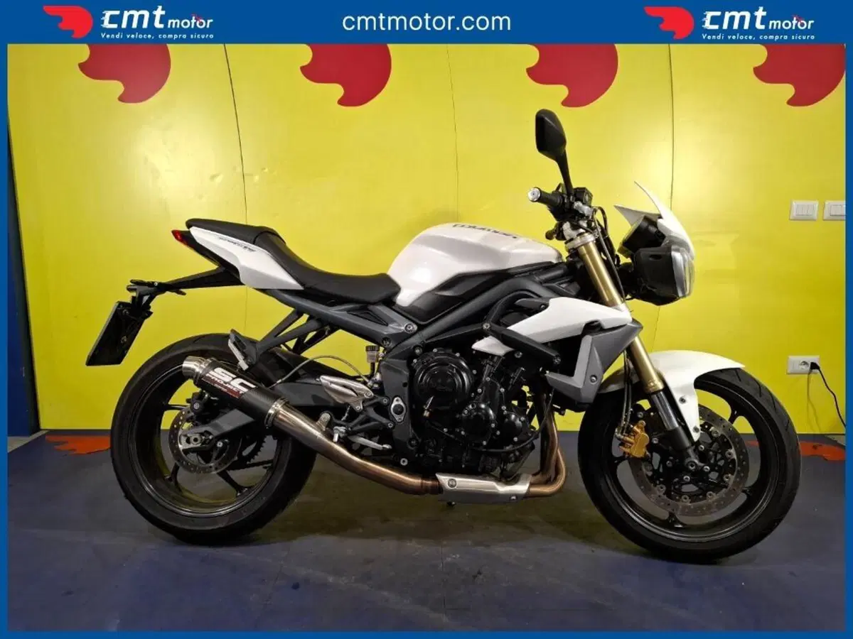 Triumph Street Triple (2013)